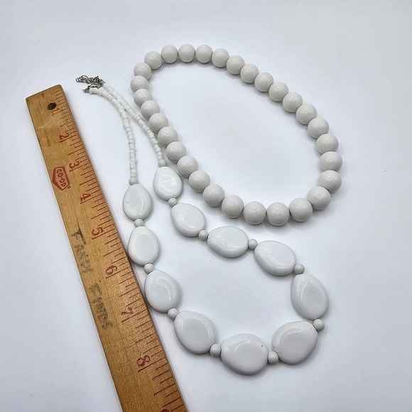 White Beaded Necklace‎ Lot of 2 Womens Jewelry - Picture 6 of 7
